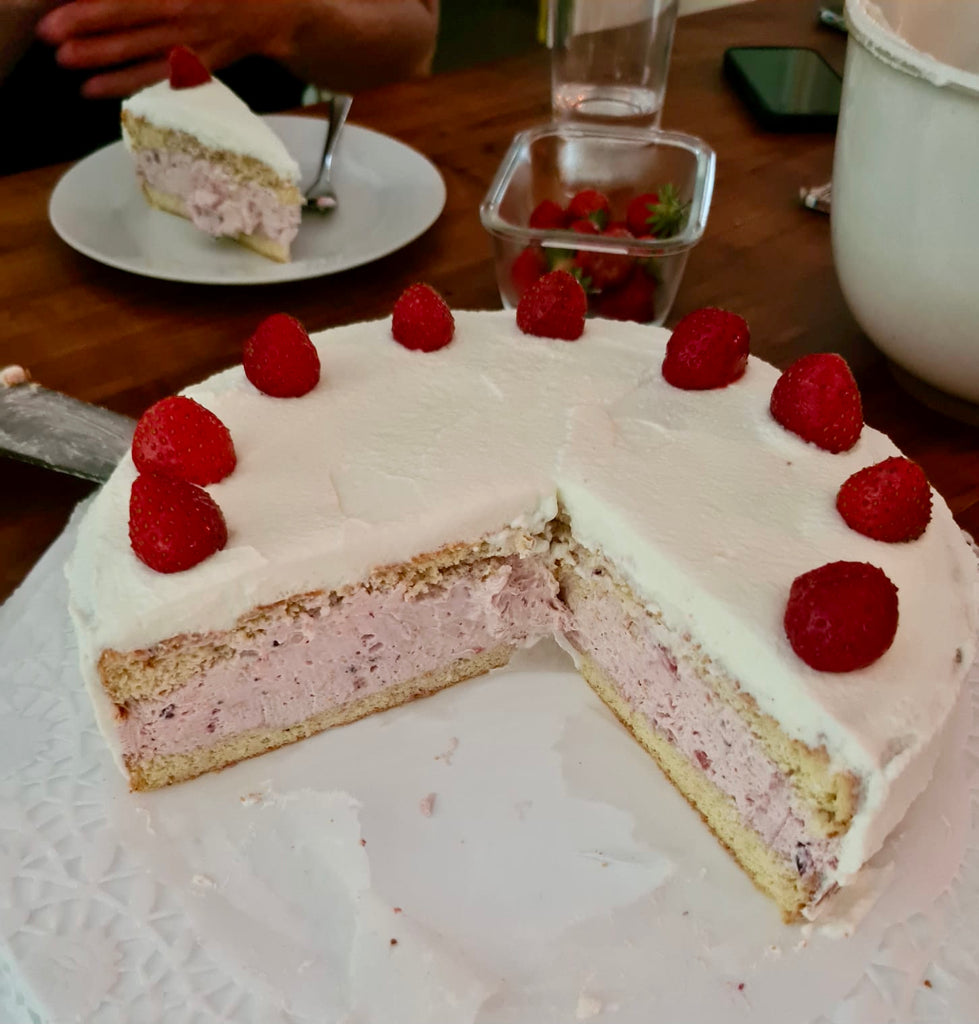 Keto Friendly Strawberry Mousse Cake Featuring KetoCitra®!